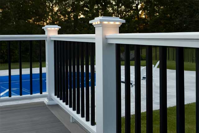 Trex Deck Illumiated Railing